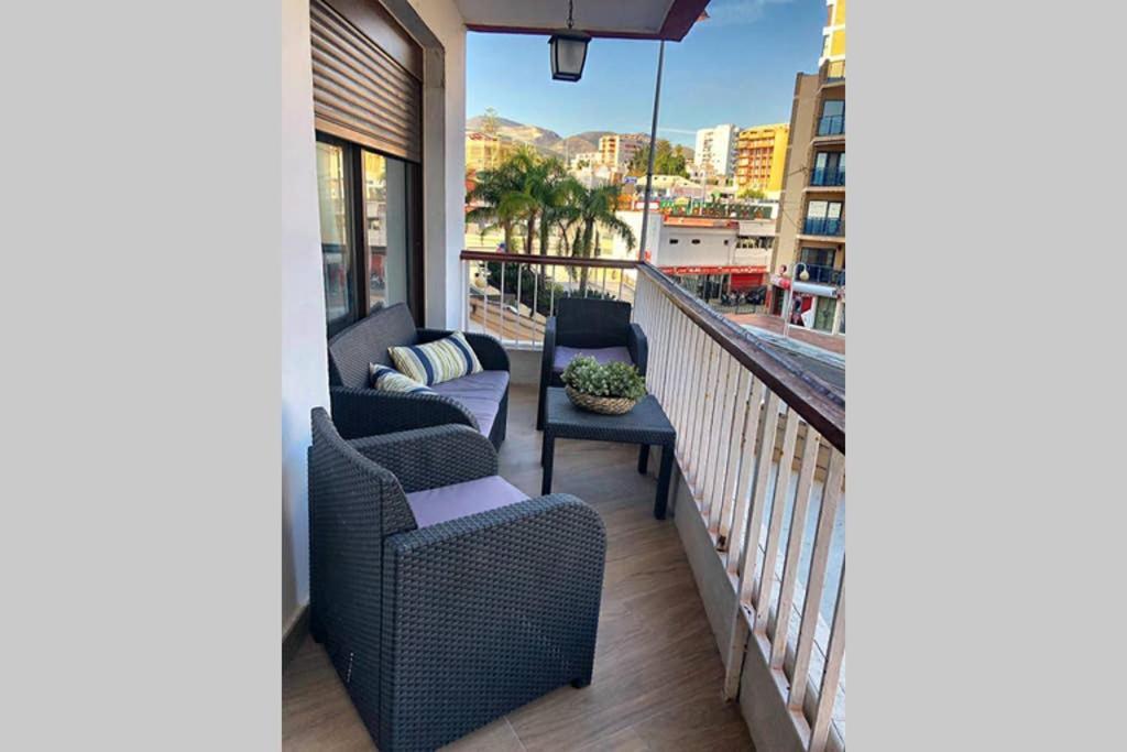 Coqueto Apartamento En Puerto Marina Con Piscina Benalmádena Zewnętrze zdjęcie