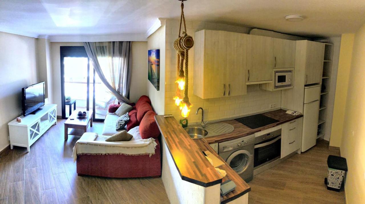 Coqueto Apartamento En Puerto Marina Con Piscina Benalmádena Zewnętrze zdjęcie