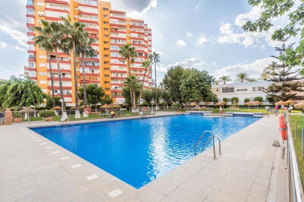 Coqueto Apartamento En Puerto Marina Con Piscina Benalmádena Zewnętrze zdjęcie